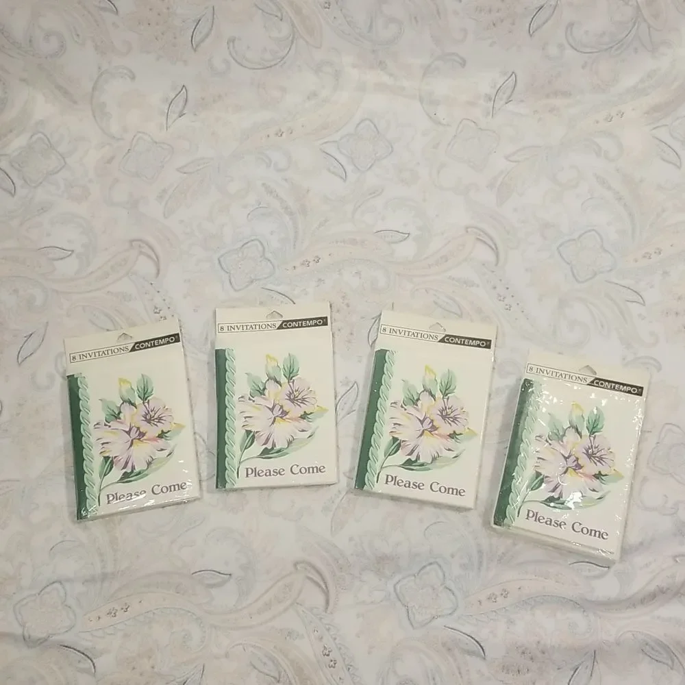 New 4 Packs of 8 Invitation Cards 32 Total